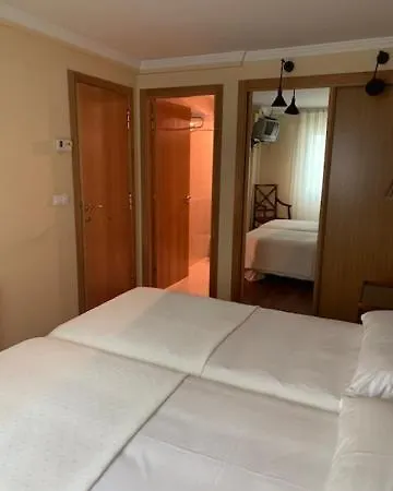 Pensionat O Novo Cabalo Furado Tui